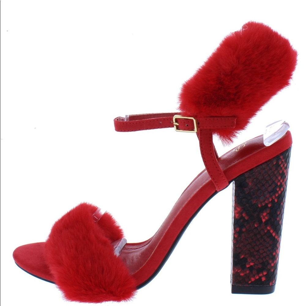 Fur heels